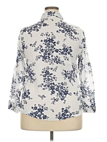 Eden & Olivia 3/4 Sleeve Button-Down Shirt (view 2)