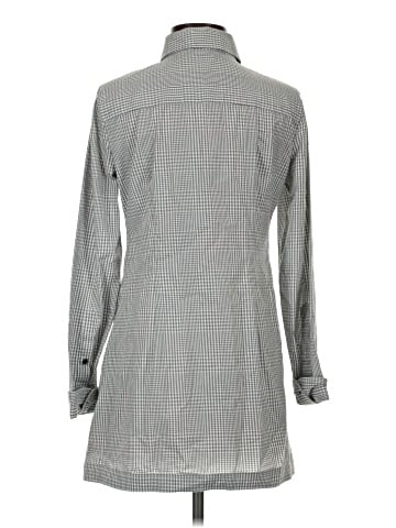New York & Company Long Sleeve Button-Down Shirt (view 2)