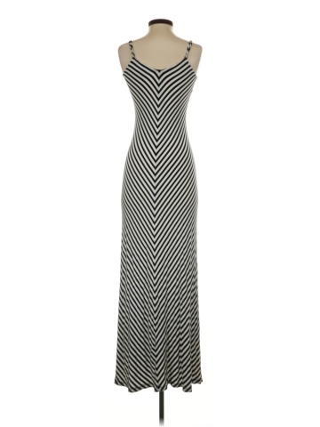Mossimo Casual Dress (view 2)
