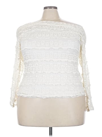Torrid 3/4 Sleeve Top (view 1)