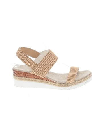 Unbranded Wedges (view 1)