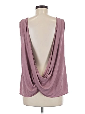 Tresics Sleeveless T-Shirt (view 2)