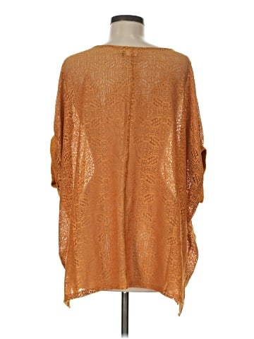 Akemi + Kin 3/4 Sleeve Blouse (view 2)