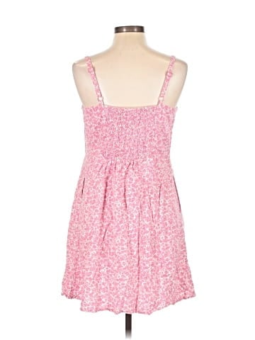 Old Navy Casual Dress (view 2)