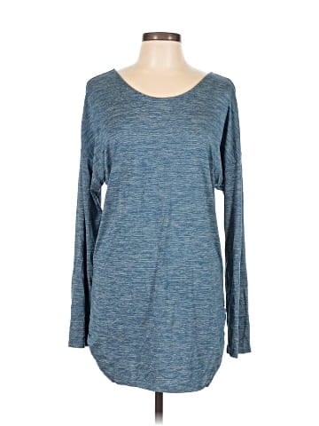 lucy 3/4 Sleeve T-Shirt (view 1)