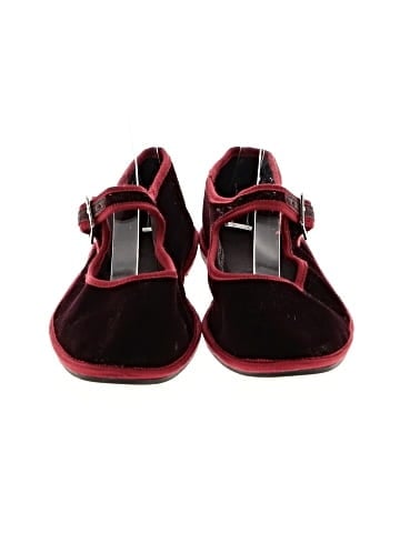 Universal Thread Flats (view 2)