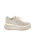 Universal Thread White Sneakers Size 9 - photo 1