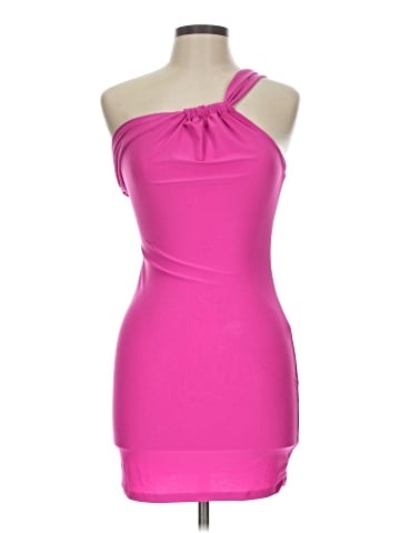 Discovery Clothing Sleeveless Top (view 1)