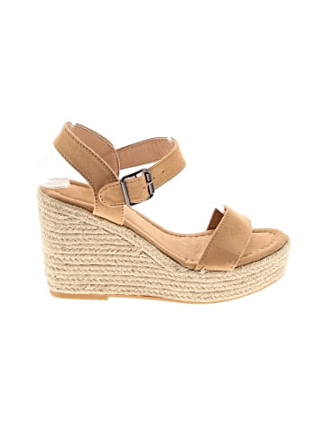 Unbranded Wedges (view 1)