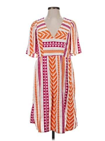 Old Navy Casual Dress (view 1)
