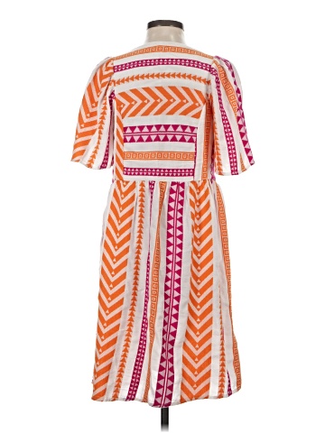 Old Navy Casual Dress (view 2)