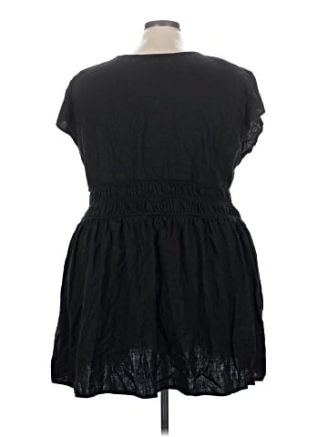 Old Navy Casual Dress (view 2)