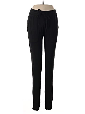 Vineyard Vines Casual Pants (view 1)