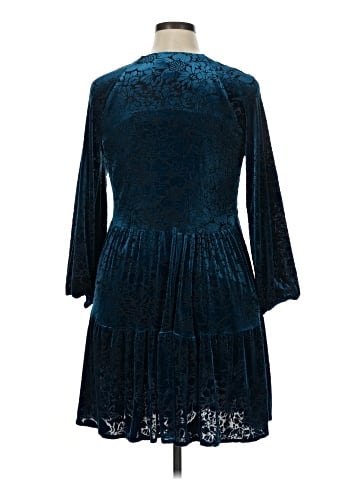 Taylor Cocktail Dress (view 2)