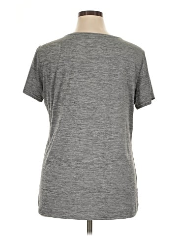 Amazon Essentials Active T-Shirt (view 2)