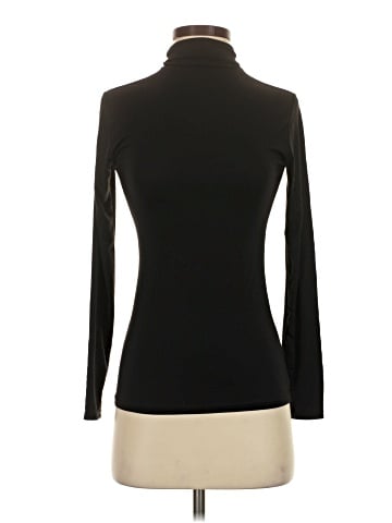 HEATTECH Long Sleeve Top (view 1)