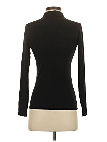 HEATTECH Long Sleeve Top (view 2)