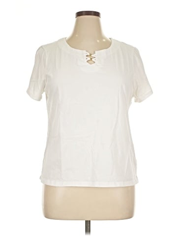 Hearts of Palm Woman Short Sleeve Blouse (view 1)