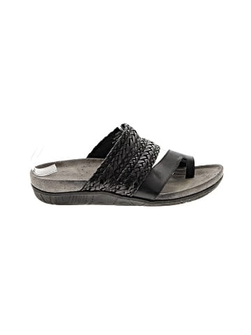 Baretraps Sandals (view 1)