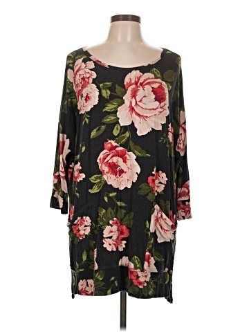 Agnes & Dora 3/4 Sleeve T-Shirt (view 1)