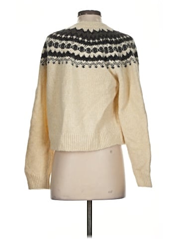 Uniqlo Pullover Sweater (view 2)