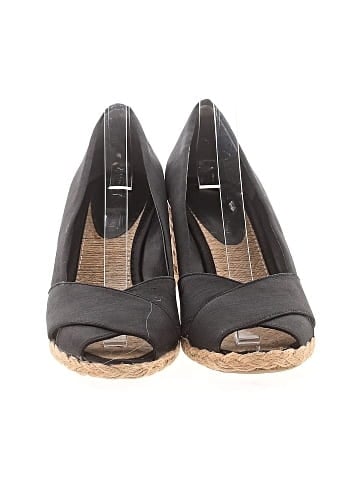 Adrienne Vittadini Wedges (view 2)