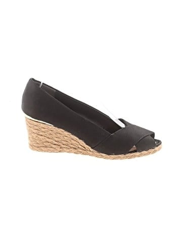 Adrienne Vittadini Wedges (view 1)