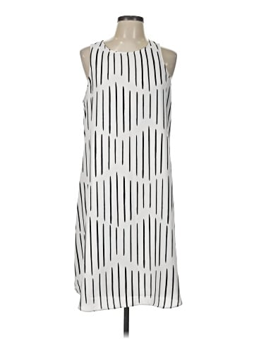 Apt. 9 Casual Dress (view 1)