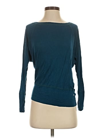 Nux 3/4 Sleeve T-Shirt (view 1)
