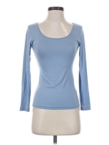 HEATTECH Long Sleeve Top (view 1)
