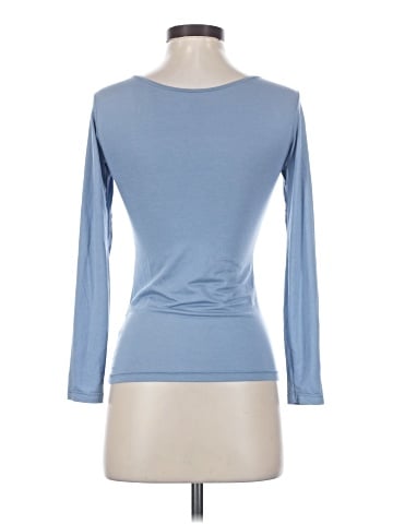 HEATTECH Long Sleeve Top (view 2)