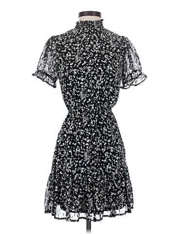Francesca's Casual Dress (view 1)