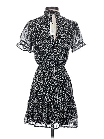 Francesca's Casual Dress (view 2)
