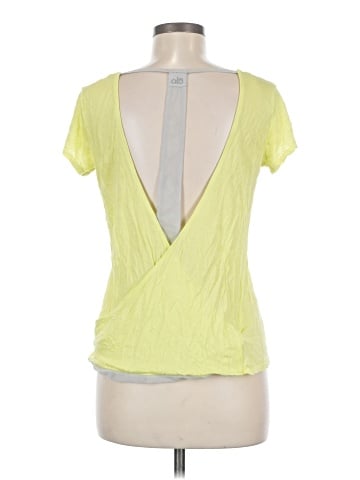 Alo Short Sleeve T-Shirt (view 2)