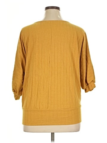 Amaryllis Pullover Sweater (view 2)