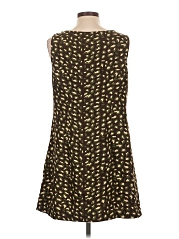 Old Navy Casual Dress (view 2)