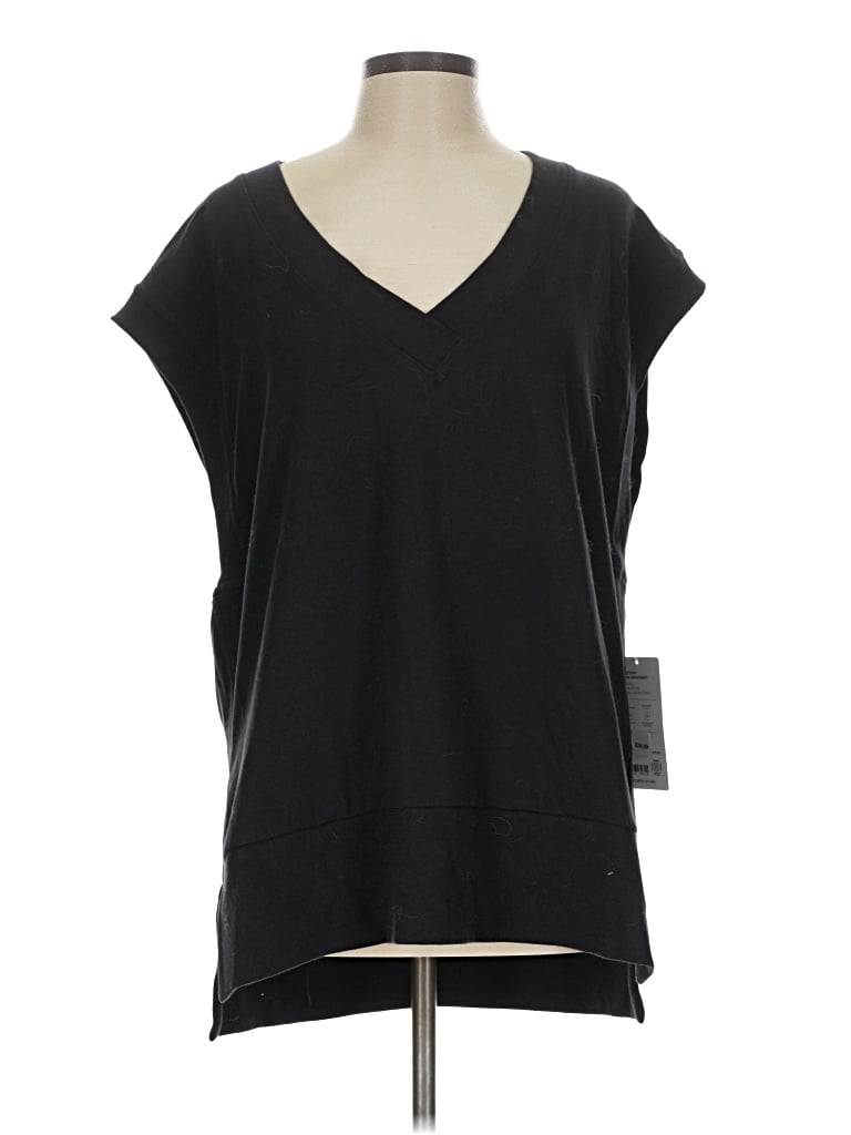 Pre-owned Athleta Poncho In Black