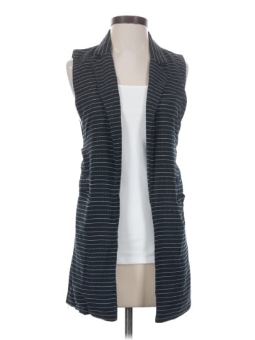 Lulumari Vest (view 1)
