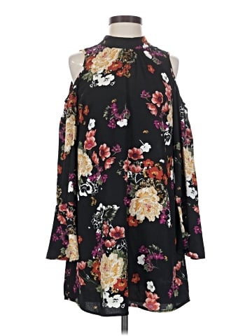 Xhilaration Casual Dress (view 1)