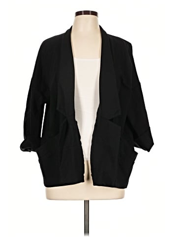 Marla Wynne Blazer (view 1)