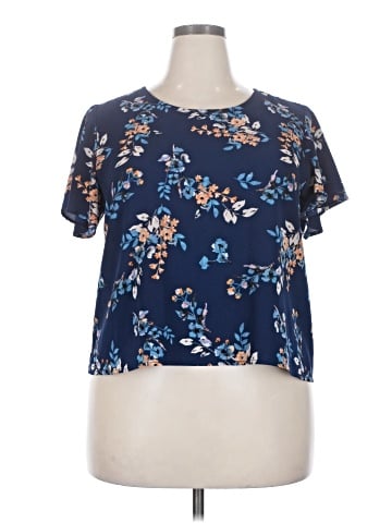 Xhilaration Short Sleeve Top (view 1)