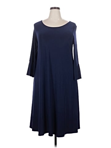 Star Vixen Casual Dress (view 1)