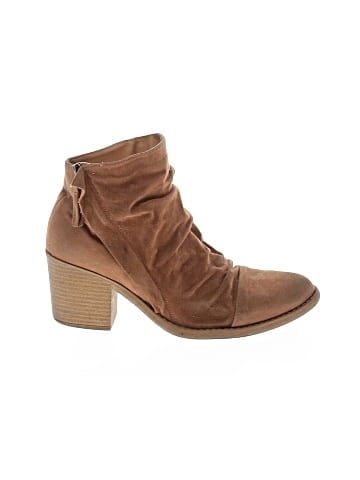 Qupid Ankle Boots (view 1)
