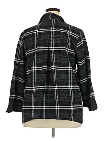 Habitat 3/4 Sleeve Button-Down Shirt (view 2)