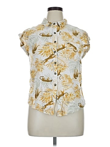 Belle Du Jour Sleeveless Button-Down Shirt (view 1)