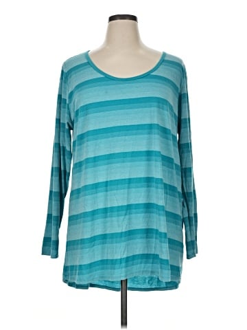 Lularoe 3/4 Sleeve T-Shirt (view 1)