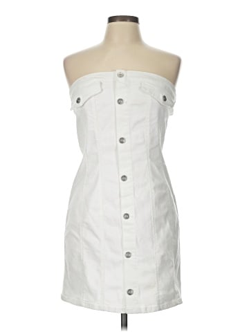 Love Tree Sleeveless Button-Down Shirt (view 1)