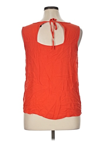 a.n.a. A New Approach Sleeveless T-Shirt (view 2)