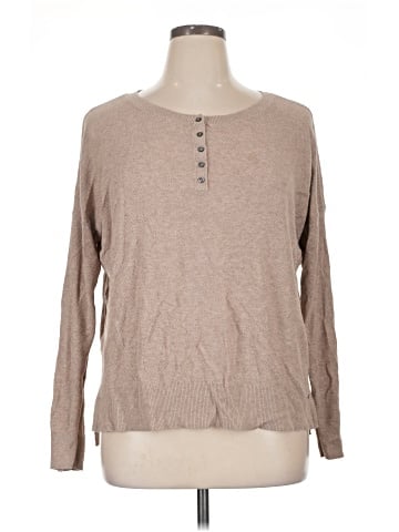 American Eagle Outfitters Pullover Sweater (view 1)