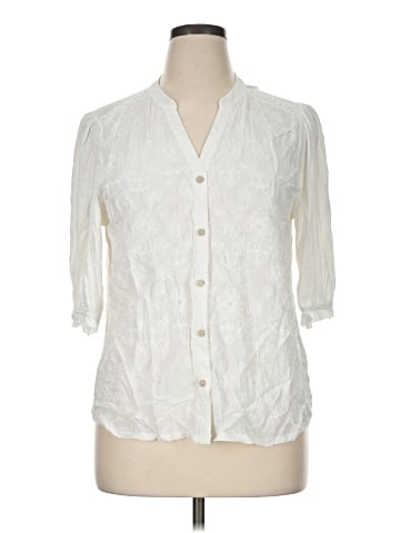 Democracy 3/4 Sleeve Button-Down Shirt (view 1)